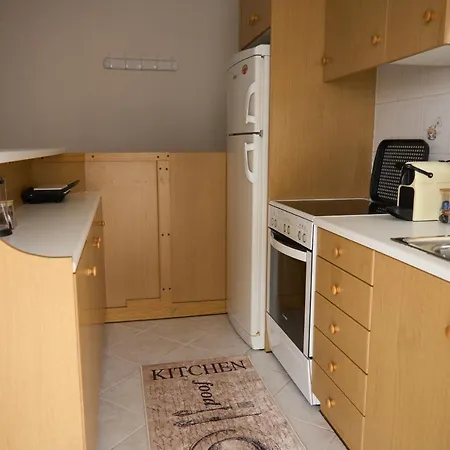 Georgia's Comfort Center Trípoli