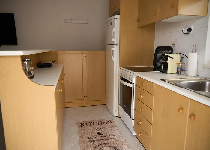 Georgia's Comfort Center Tripoli